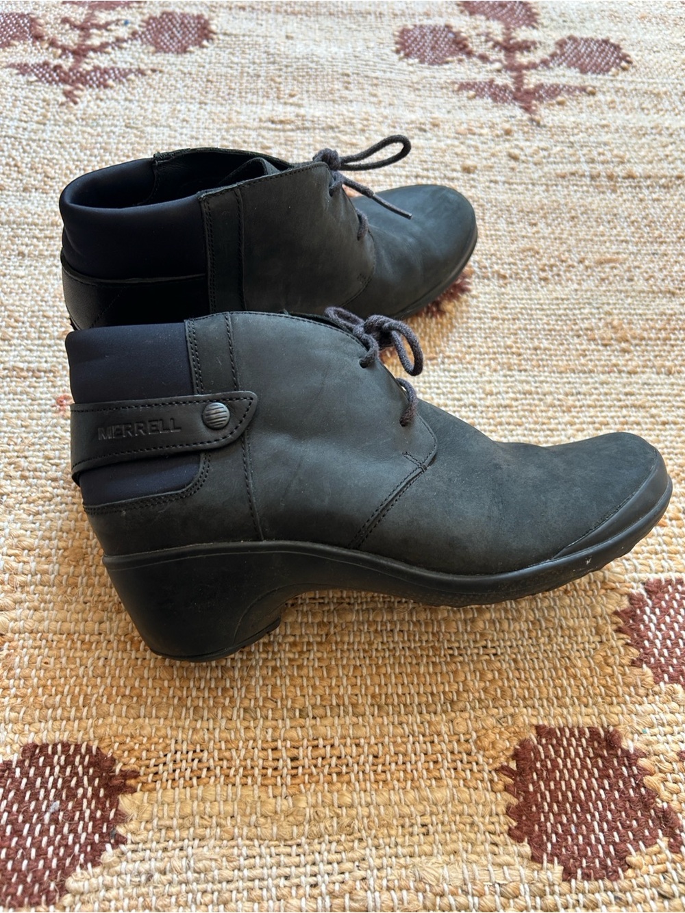 Merrell Black Lace-Up Heeled Water Resistant Ankle Boots
